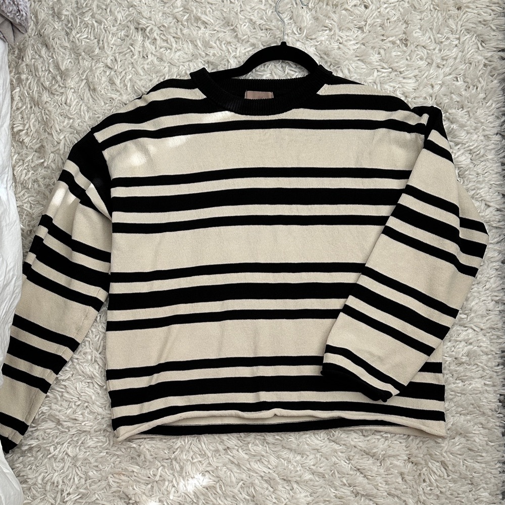 H&M Black and Cream Striped Sweater